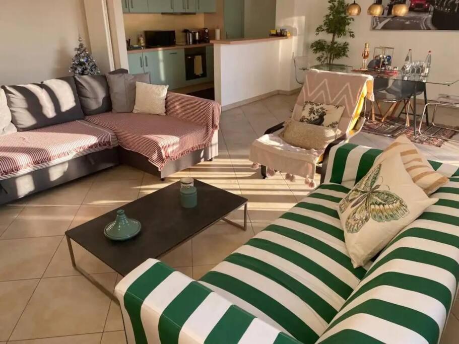 Comfortable 2 Bedrooms Near Train Station Appartamento Lussemburgo
